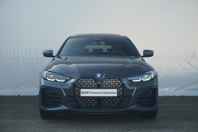 BMW 4-SERIE Gran Coupé 420i M Sport Pro / Harman Kardon / Schuif- Kanteldak / Stuurverwarming / Driving Assistant Professional
