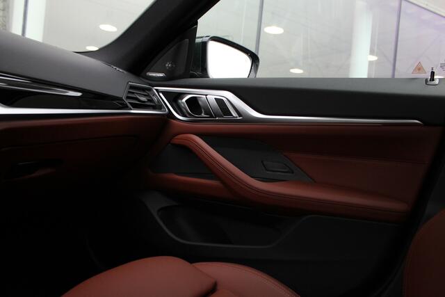 BMW 4-SERIE Gran Coupé 430i High Executive Automaat / Schuif-kanteldak / Parking Assistant Plus / Active Cruise Control / Comfort Access / Stuurverwarming