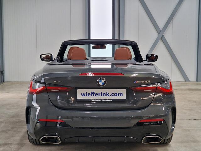 BMW 4-SERIE Cabrio M440i xDrive High Executive | Head Up | H/K | M-Adaptief onderstel | Uitgebreid Lederen Bekleding