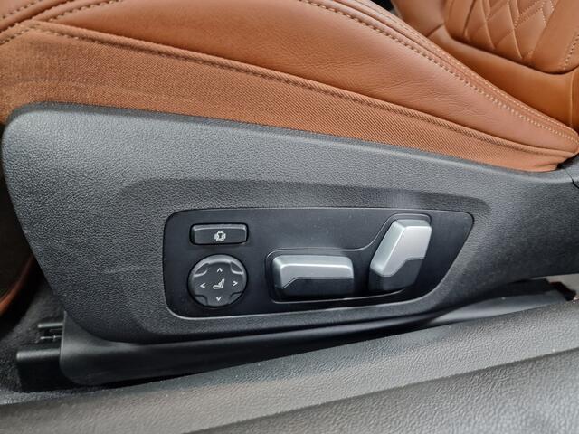 BMW 4-SERIE Cabrio M440i xDrive High Executive | Head Up | H/K | M-Adaptief onderstel | Uitgebreid Lederen Bekleding