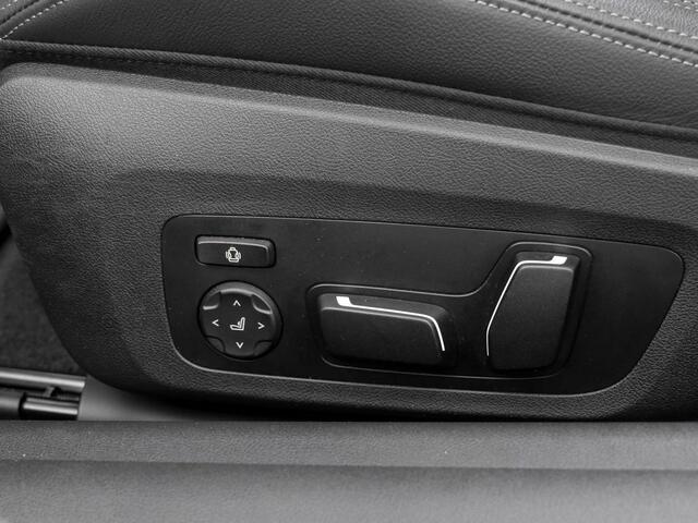 BMW 4-SERIE Cabrio 430i M-Sport ACC HEAD-UP LIVE COCKPIT SPORTSTOELEN STOELVERWARMING STUURVERWARMING