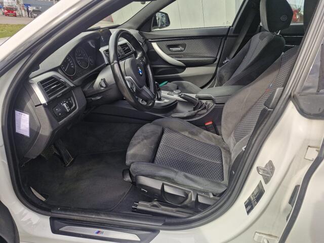 BMW 4-SERIE 418i Executive M Sport