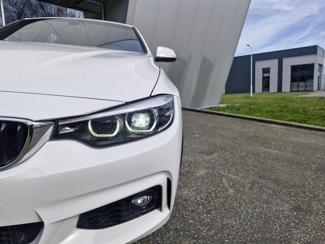 BMW 4-SERIE 418i Executive M Sport