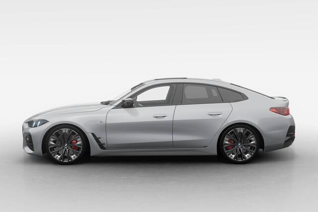 BMW 4-SERIE Gran Coupé M440i xDrive | M Sportpakket Pro | Stuurwielrand verwarmd