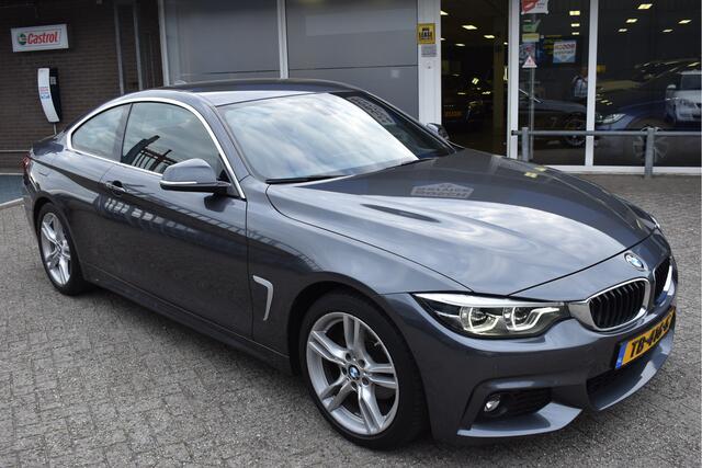 BMW 4-SERIE Coupé 420i HIGH EXECUTIVE , BOEKJES,NAP ,LEDER EN ONDERHOUDSHISTORIE