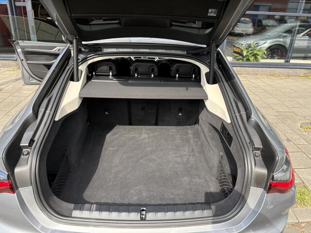 BMW 4-SERIE 420i PANO - CARPLAY