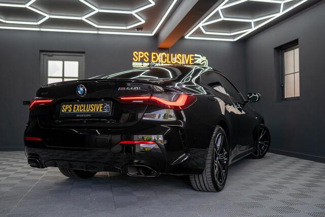 BMW 4-SERIE Coupé M440i xDrive High Executive / Adaptive / Pano / 360 camera / Individual / Stoelverwarming / Memory / Carplay