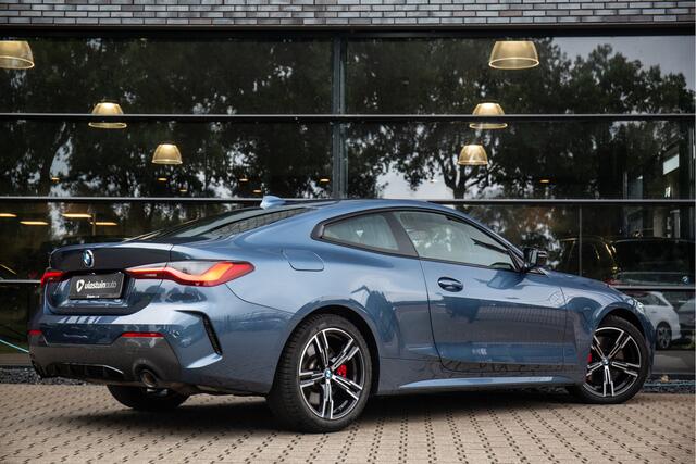 BMW 4-SERIE Coupé 430i High Executive , Pano, Stuurverwarming, Sportstoelen, Adap. cruise,