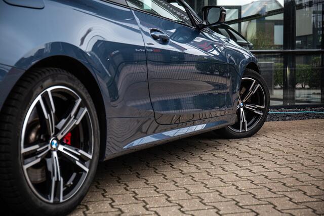 BMW 4-SERIE Coupé 430i High Executive , Pano, Stuurverwarming, Sportstoelen, Adap. cruise,