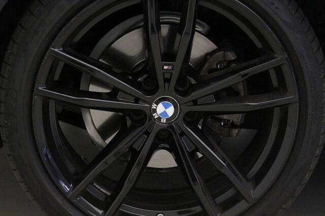 BMW 4-SERIE Cabrio 420i High Executive | Air Collar | Camera | Stoel/Stuurverwarming