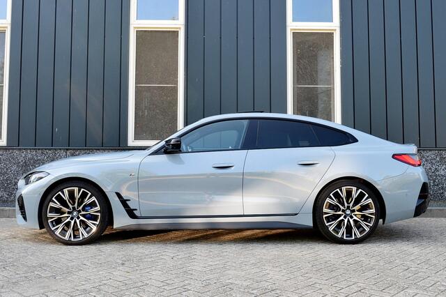 BMW 4-SERIE Gran Coupé M440i xDrive Business Edition Plus Rijklaarprijs-Garantie Schuifdak M Stoelen Laser Camera