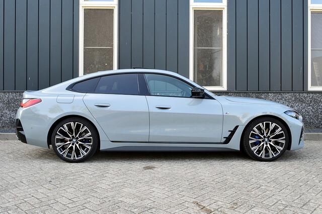 BMW 4-SERIE Gran Coupé M440i xDrive Business Edition Plus Rijklaarprijs-Garantie Schuifdak M Stoelen Laser Camera
