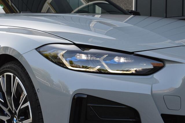 BMW 4-SERIE Gran Coupé M440i xDrive Business Edition Plus Rijklaarprijs-Garantie Schuifdak M Stoelen Laser Camera