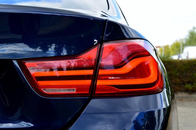 BMW 4-SERIE Coupé 420i M-Sport High Executive Rijklaarprijs-Garantie Leder Sport interieur Led Camera Apple Carplay Airco