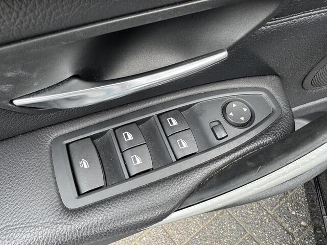 BMW 4-SERIE Cabrio 420i High Executive | Navigatie | Lederen Bekleding | Parkeersensoren | Cruise Control |