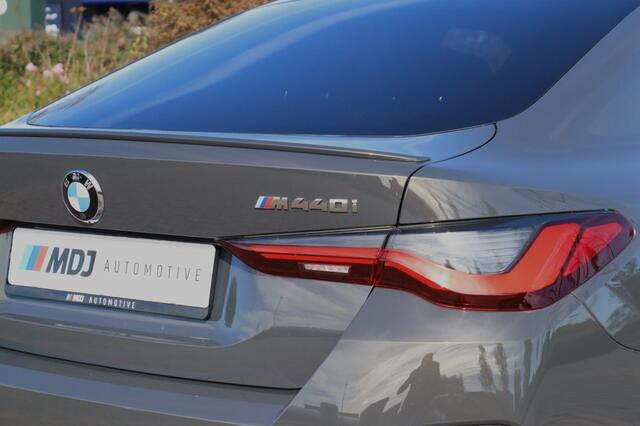 BMW 4-SERIE M440i xDrive 374PK Pano M Stoelen Laser ACC -VOL-