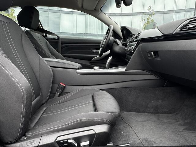 BMW 4-SERIE Coupé 420i High Executive