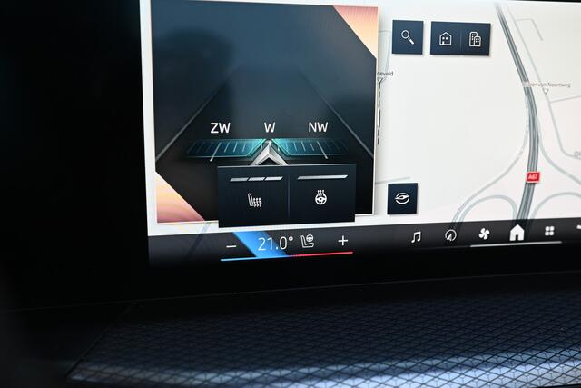 BMW 4-SERIE Cabrio 430i xDrive M Sport Automaat / Achteruitrijcamera / Comfort Access / Adaptieve LED / M Sport onderstel / Stoelverwarming / Widescreen Display