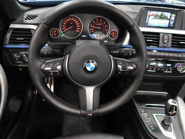 BMW 4-SERIE Cabrio 420i M-Sport Nekverwarming Harman/Kardon Trekhaak afn. Camera Sportstoelen Leer Stoelverwarming Estorilblauw 18 Inch LMV Zeer nette staat