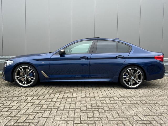 BMW 5-SERIE M550i xDrive High Executive Origineel NL / Full Opties / Dealer onderhouden