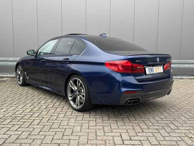 BMW 5-SERIE M550i xDrive High Executive Origineel NL / Full Opties / Dealer onderhouden