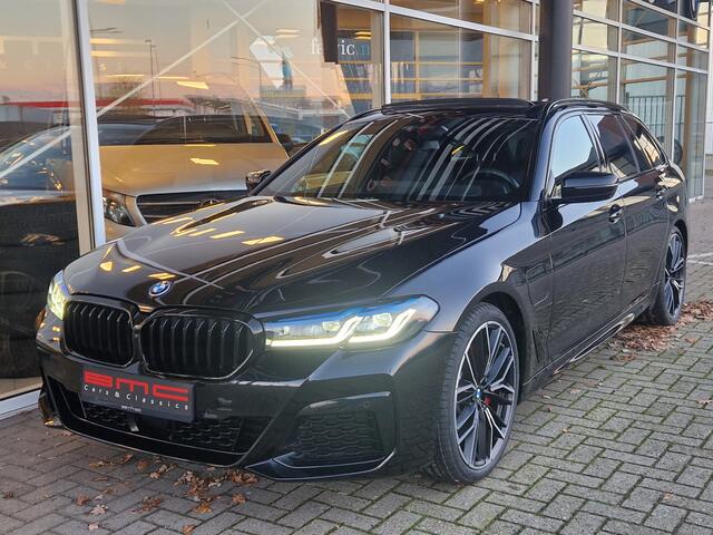BMW 5-SERIE Touring 530e xDrive HE M-Sport Massage Panorama Soft close 4wielsturing HUD HK