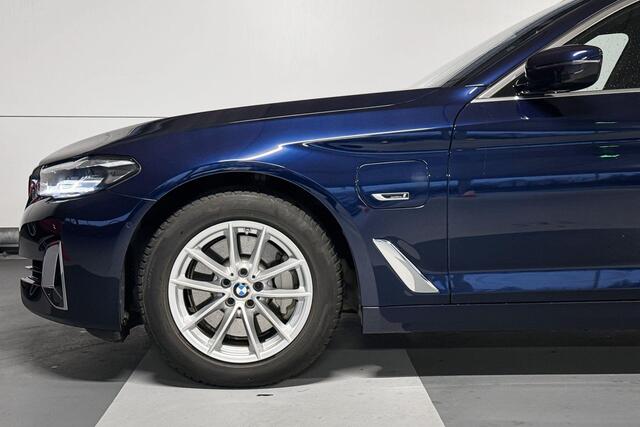 BMW 5-SERIE Sedan 530e Business Edition Plus