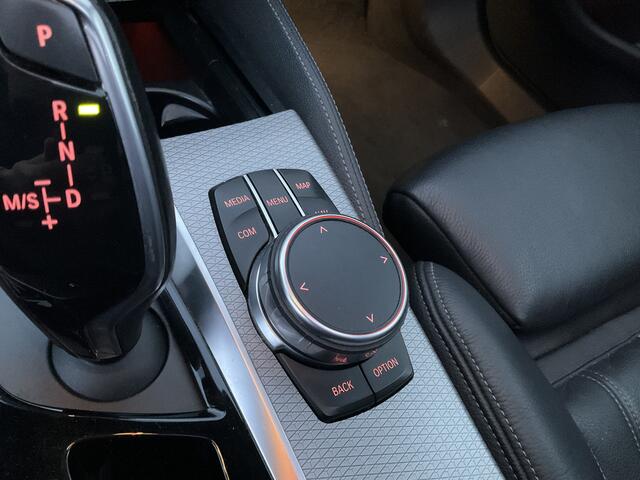 BMW 5-SERIE Touring 520D 191pk High Executive M-sport Pano.dak Trekhaak(2000kg)