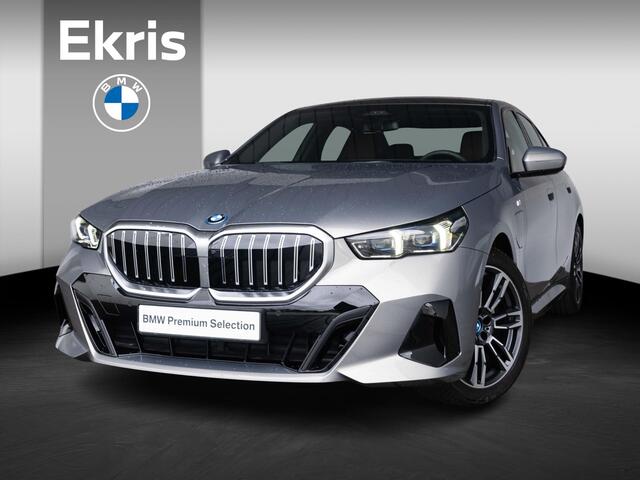 BMW 5-SERIE Sedan 530e | M Sportpakket | Innovation Pack | Travel Pack