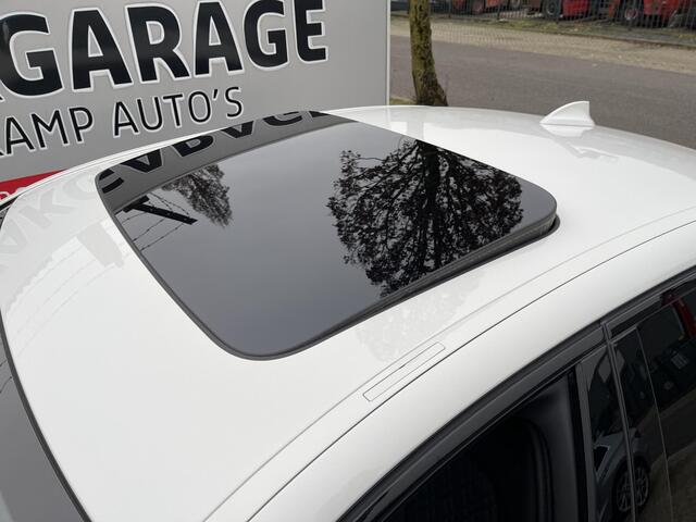 BMW 5-SERIE 530e Business Edition Plus M Sport 18"/Panoramadak/Camera/Stoelverwarming + memory/PDC v+a/LED/Trekhaak