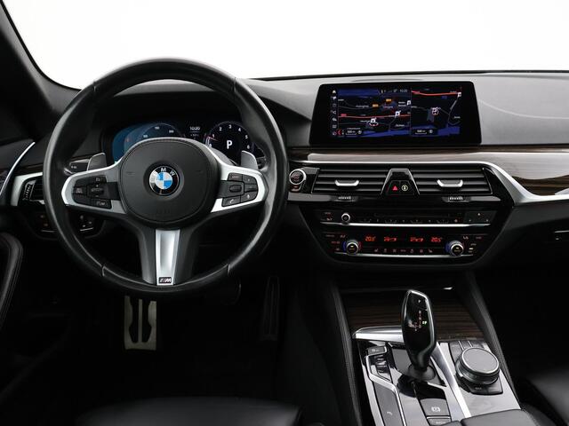 BMW 5-SERIE Touring 520i 184 PK M-SPORT H.E. AUT. *ALMANDINBRAUN* + PANORAMA | NAPPA LEDER | HEAD-UP | 19 INCH