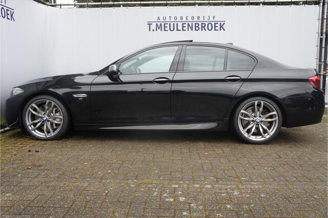 BMW 5-SERIE M550xd Glasdak,