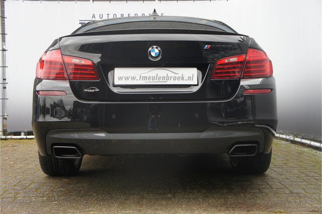 BMW 5-SERIE M550xd Glasdak,