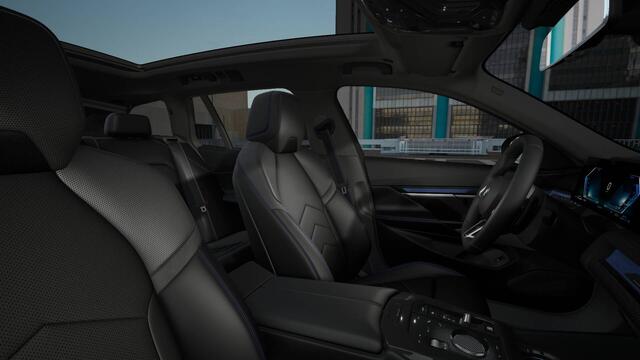 BMW 5-SERIE Touring 530e M Sport Automaat / Panoramadak / Trekhaak / Adaptieve LED / Comfort Access / Parking Assistant Plus / Stoelventilatie / Stuurverwarming