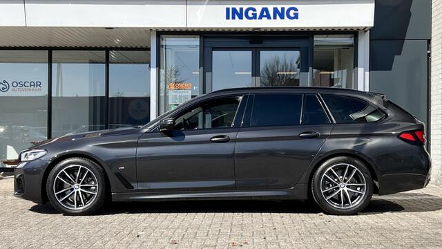 BMW 5-SERIE 520i High Executive | M-Sport | Leer | Camera