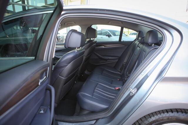 BMW 5-SERIE 520d High Exe