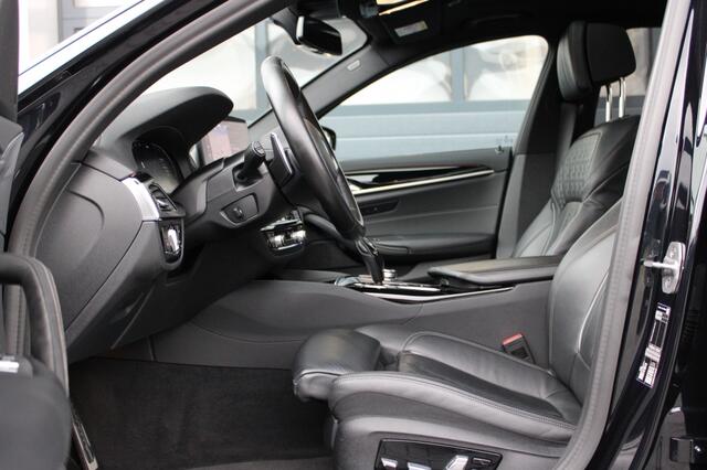 BMW 5-SERIE 5-serie 520i High Executive 50 Jahre Edition | M-Sport | Schuifd