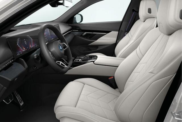 BMW 5-SERIE Touring 530e M Sportpakket Pro Aut.