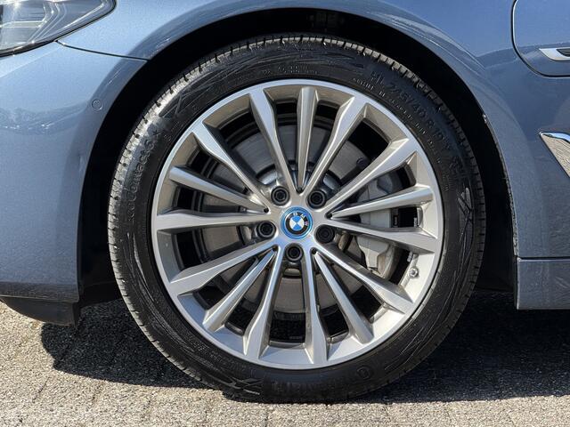BMW 5-SERIE Touring 530e | High Exe | Luxury Line | CoPilot | Nappa | Panorama | Comfortstoel. | Stuur + 4x Stoelverw.