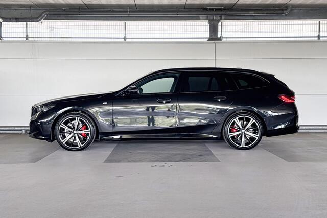 BMW 5-SERIE Touring 520i | M Sport Pro | Travel Pack | Comfort Pack