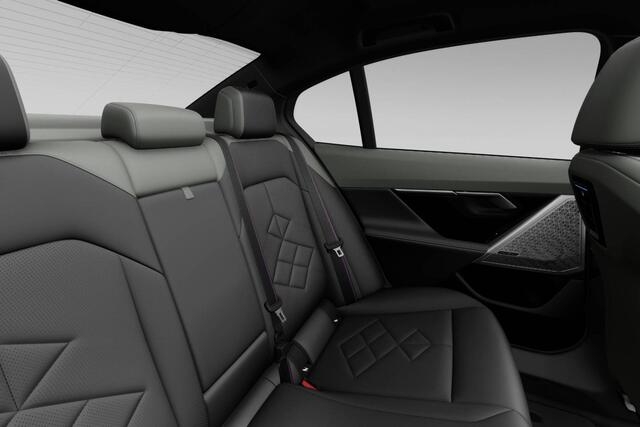 BMW 5-SERIE Sedan 530e M Sport Edition | M Sport Pro | Innovation Pack | Travel Pack | Comfort Pack