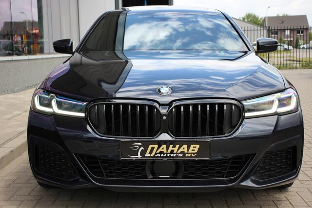 BMW 5-SERIE 545e xDrive M-Sport | Schuifdak | 360 | Head Up | ACC | El.Trekhaak