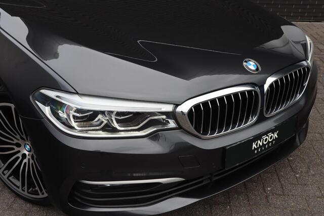 BMW 5-SERIE Touring 520i High Executive Edition | 19 Inch | 4-zone ACC | Trekhaak