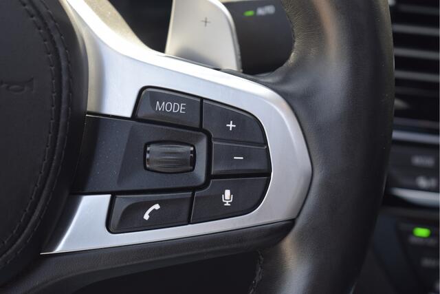 BMW 5-SERIE M550i xDrive High Executive Full option!