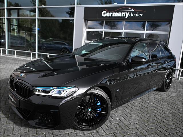 BMW 5-SERIE Touring 540d xDrive 340pk M-Sportpakket Head-Up Laser-Led Comf-Zetels Keyless