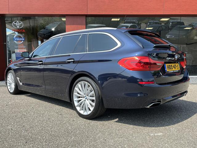BMW 5-SERIE Touring 540i xDrive High Executive Memory AUT. | Navi | Camera | Leer | 19'' LMV | Head-up