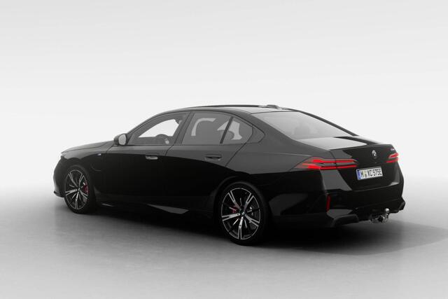BMW 5-SERIE Sedan 530e M Sport Edition | M Sport Pro | Innovation Pack | Travel Pack | Comfort Pack