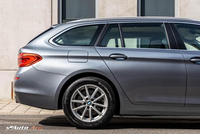 BMW 5-SERIE Touring 520d xDrive Executive