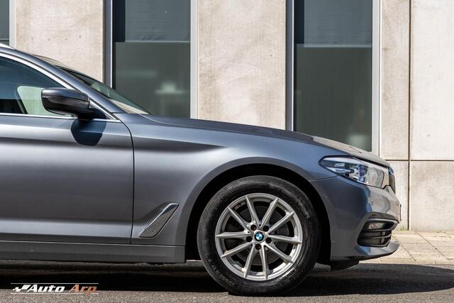 BMW 5-SERIE Touring 520d xDrive Executive