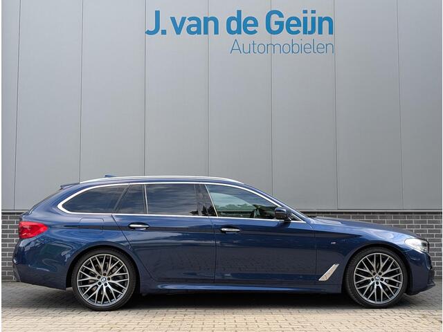 BMW 5-SERIE Touring 520i High Executive | M-pakket | Panorama | Trekhaak